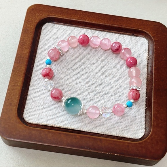 🖤 Handmade bracelet - Picture 1 of 4